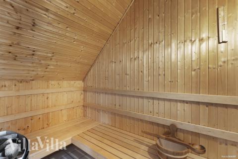 Genießen Sie die heiße Sauna im Luxusferienhaus Nr. 675 für 15 Personen