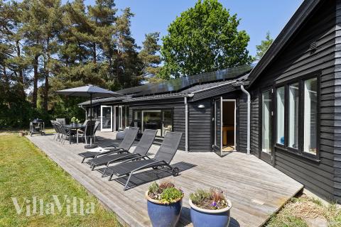 Das Luxusferienhaus Nr. 963 hat eine tolle Terrasse, die mit hochwertigen Gartenmöbeln für 10 Personen ausgestattet ist.
