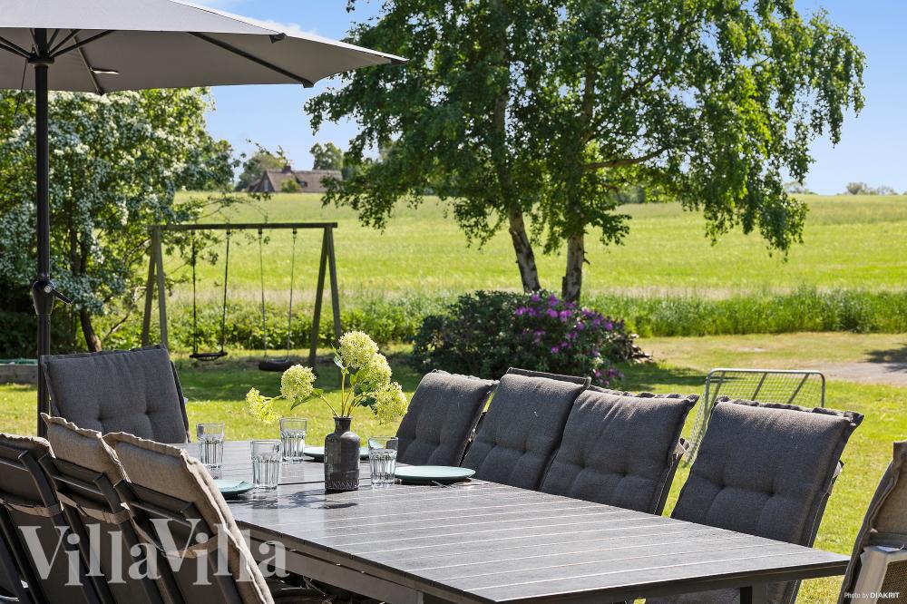 Genießen Sie einen Grillabend auf der Terrasse des Luxusferienhauses Nr. 963 in Nordseeland