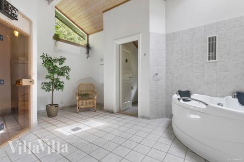 Im Luxusferienhaus Nr. 963 für 10 Personen gibt es Bad mit Dusche.