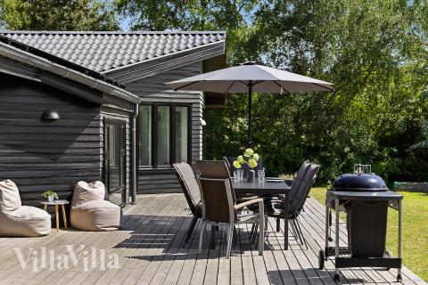 Auf der Terrasse des Ferienhauses Nr. 963 ist Platz für 10 Personen.