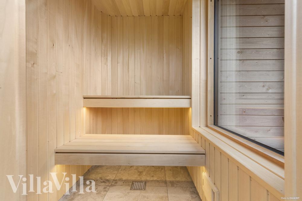 Genießen Sie die heiße Sauna im Luxusferienhaus Nr. 968 für 12 Personen