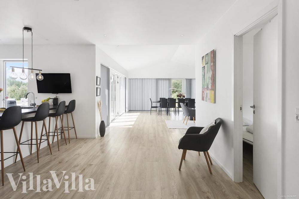 Aufenthaltsraum mit Platz für 12 im Luxusferienhaus Nr. 969.