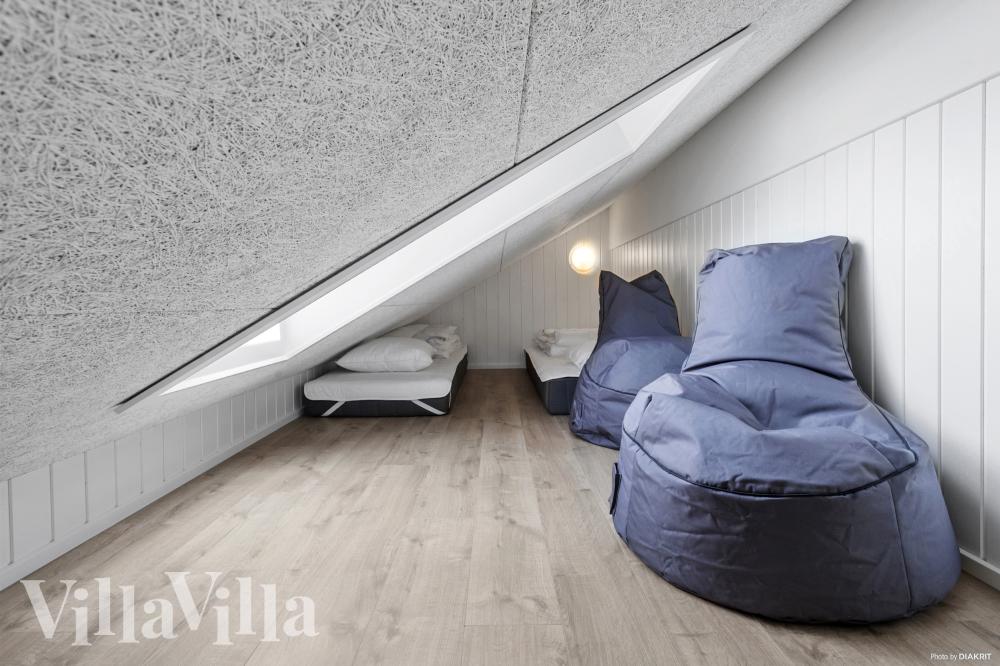 Einige der 30 Schlafgelegenheiten befinden sich im Luxusferienhaus Nr. 923 auf dem ausgebauten Dachboden
