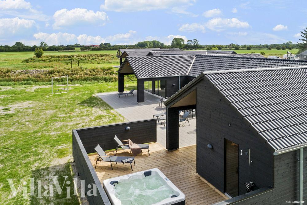 Große Terrasse am Luxusferienhaus Nr. 923 in Lolland/Falster/Mön.