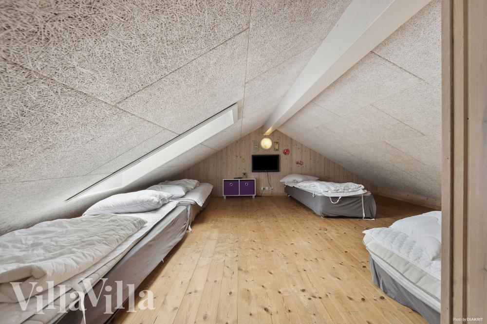 Einige der 18 Schlafgelegenheiten befinden sich im Luxusferienhaus Nr. 313 auf dem ausgebauten Dachboden