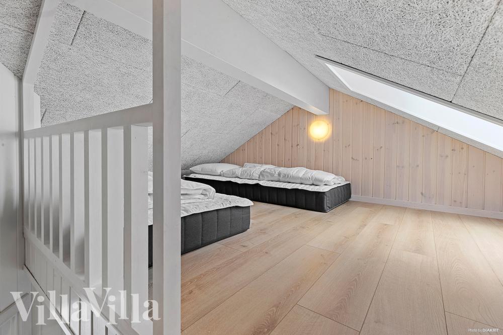 Einige der 26 Schlafgelegenheiten befinden sich im Luxusferienhaus Nr. 828 auf dem ausgebauten Dachboden