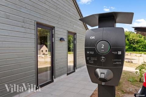 Dieses schicke Luxusferienhaus Nr. 828 für 26 Personen liegt in Ostjütland