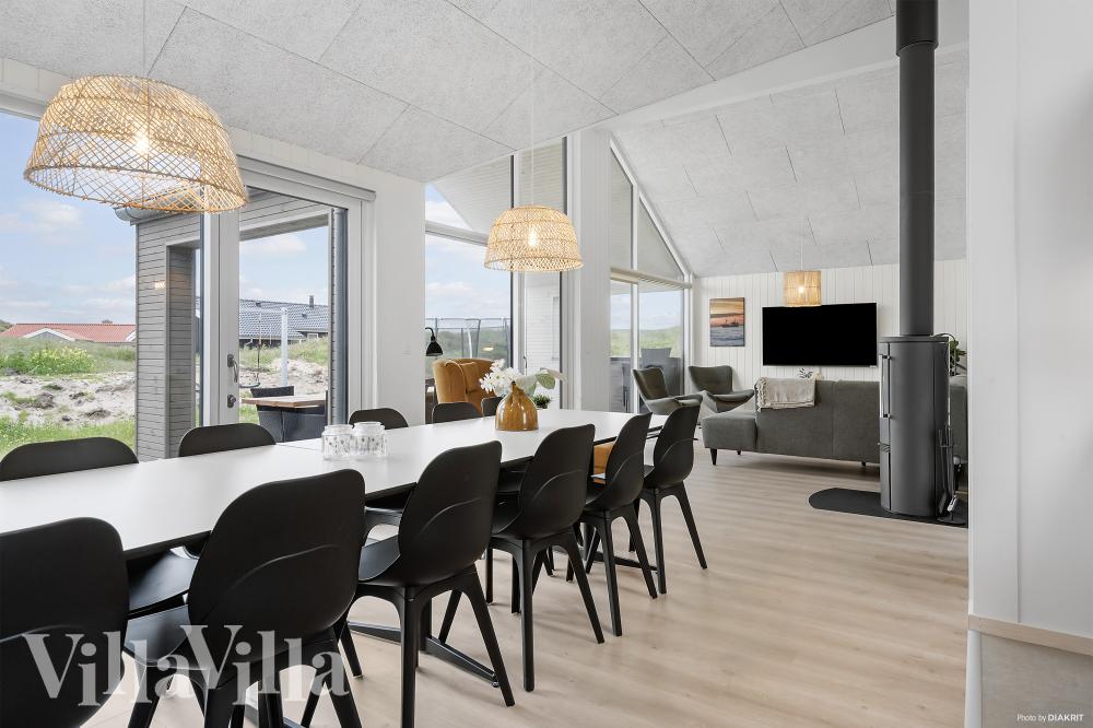 Aufenthaltsraum mit Platz für 14 im Luxusferienhaus Nr. 929.
