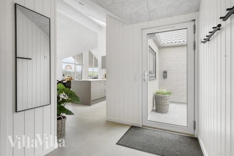 Der geräumige Eingangsbereich im Luxusferienhaus Nr. 929 in Westjütland