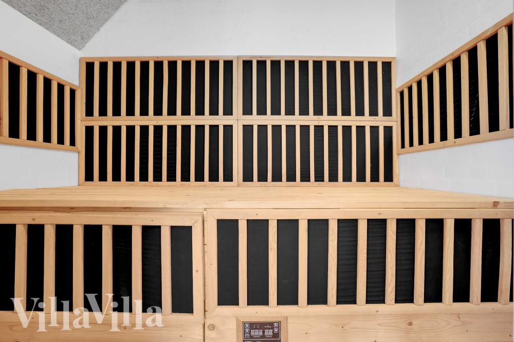 Genießen Sie die heiße Sauna im Luxusferienhaus Nr. 982 für 18 Personen