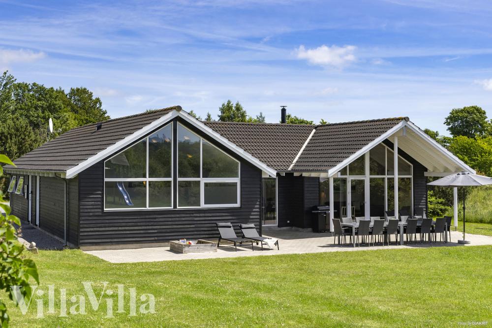 Dieses schöne Poolhaus Nr. 274 mit Platz für 16 Personen liegt in Nordseeland