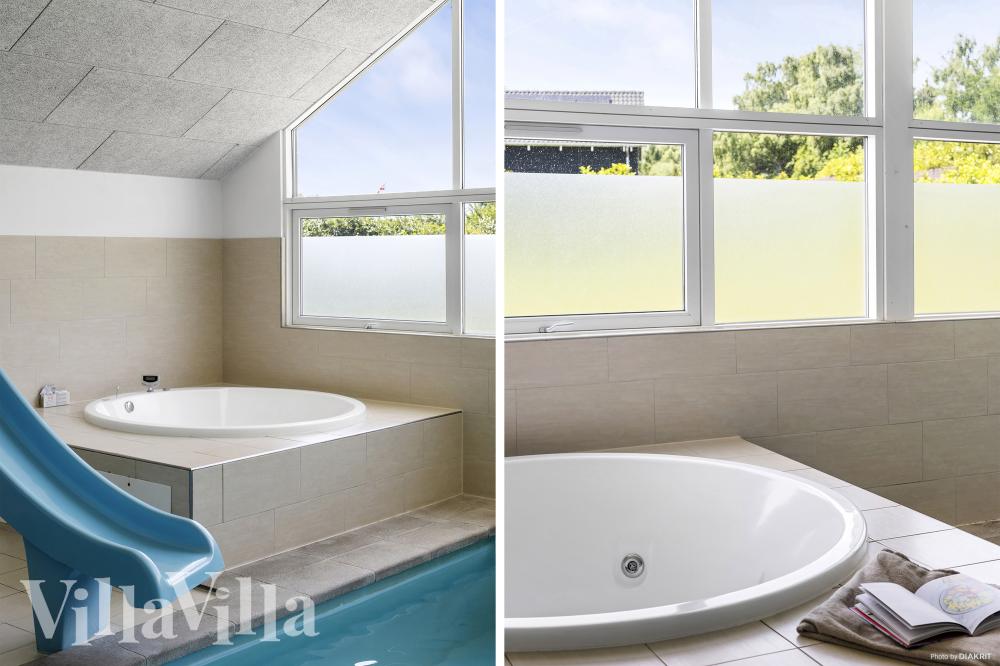 Der schicke Pool im Luxusferienhaus Nr. 274 für 16 Personen