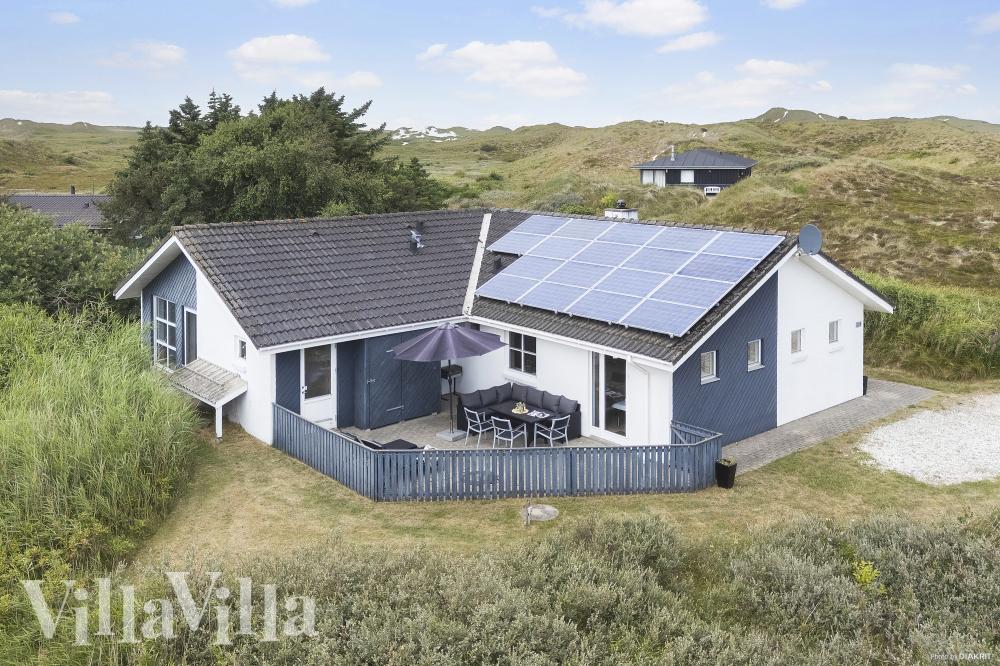 Dieses schöne Poolhaus Nr. 974 mit Platz für 8 Personen liegt in Westjütland