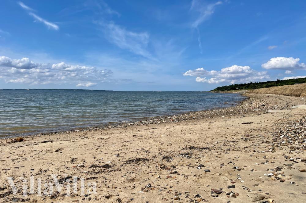 Der herrliche Strand in der Nähe von Luxusferienhaus Nr. 988 bei Limfjord.