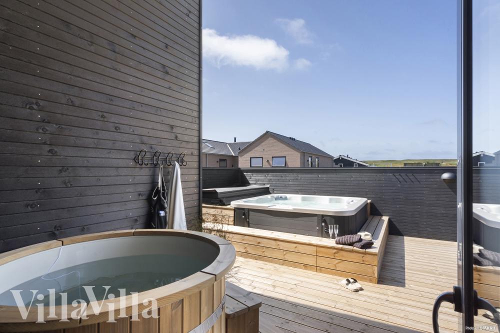 Das Luxusferienhaus Nr. 947 bietet u. a. einen tollen Whirlpool