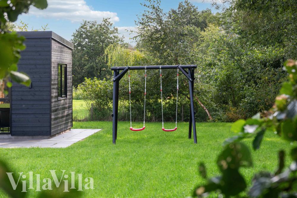 Neben den vielen schönen Stunden, die man im Poolbereich des Hauses verbringen kann, bietet das Luxusferienhaus 1002 auch zahlreiche Freizeitangebote im Freien