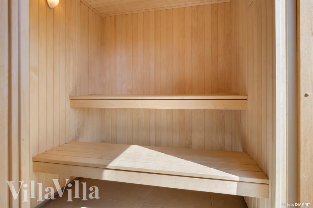 Genießen Sie die heiße Sauna im Luxusferienhaus Nr. 921 für 18 Personen