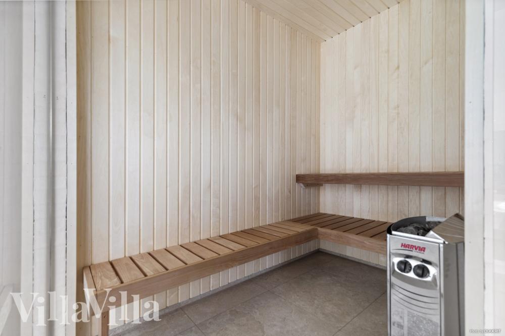 Genießen Sie die heiße Sauna im Luxusferienhaus Nr. 967 für 22 Personen