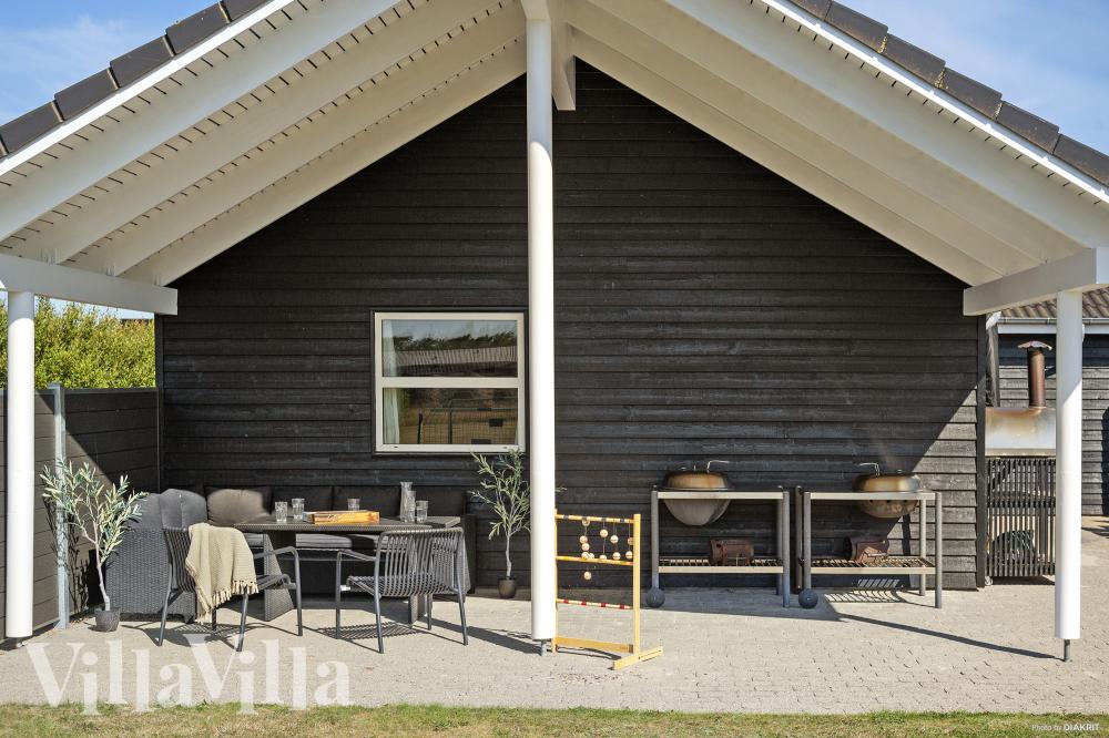 Das Luxusferienhaus Nr. 196 hat eine tolle Terrasse, die mit hochwertigen Gartenmöbeln für 22 Personen ausgestattet ist.