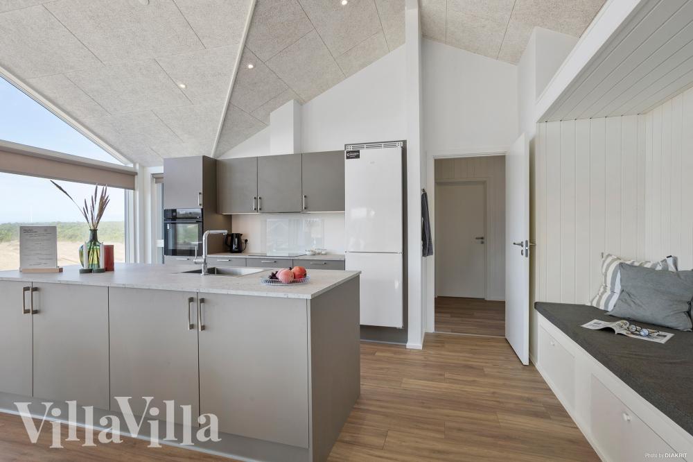 Die Küche in dem Luxusferienhaus Nr. 669 ist so gut ausgestattet, dass man problemlos Mahlzeiten für 10 Personen zubereiten kann.