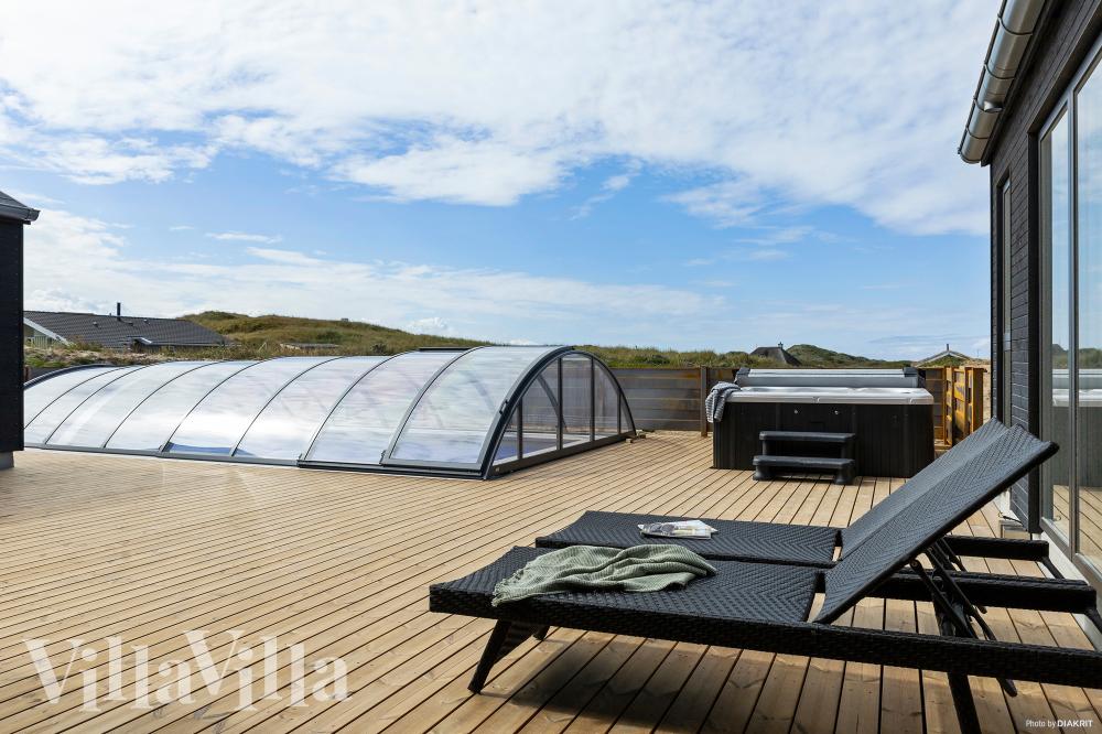 Der schicke Pool im Luxusferienhaus Nr. 669 für 10 Personen
