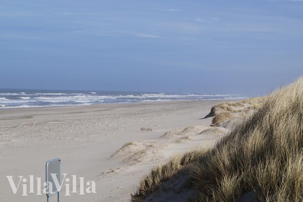 Der herrliche Strand in der Nähe von Luxusferienhaus Nr. 1005 bei Westjütland.