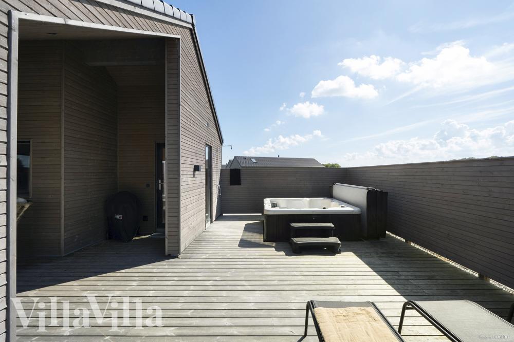 Das Luxusferienhaus Nr. 648 bietet u. a. einen tollen Whirlpool