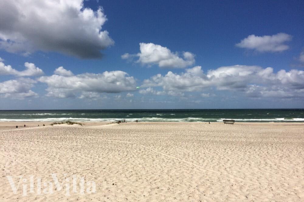 Der Strand in der Nähe von Luxusferienhaus Nr. 383.