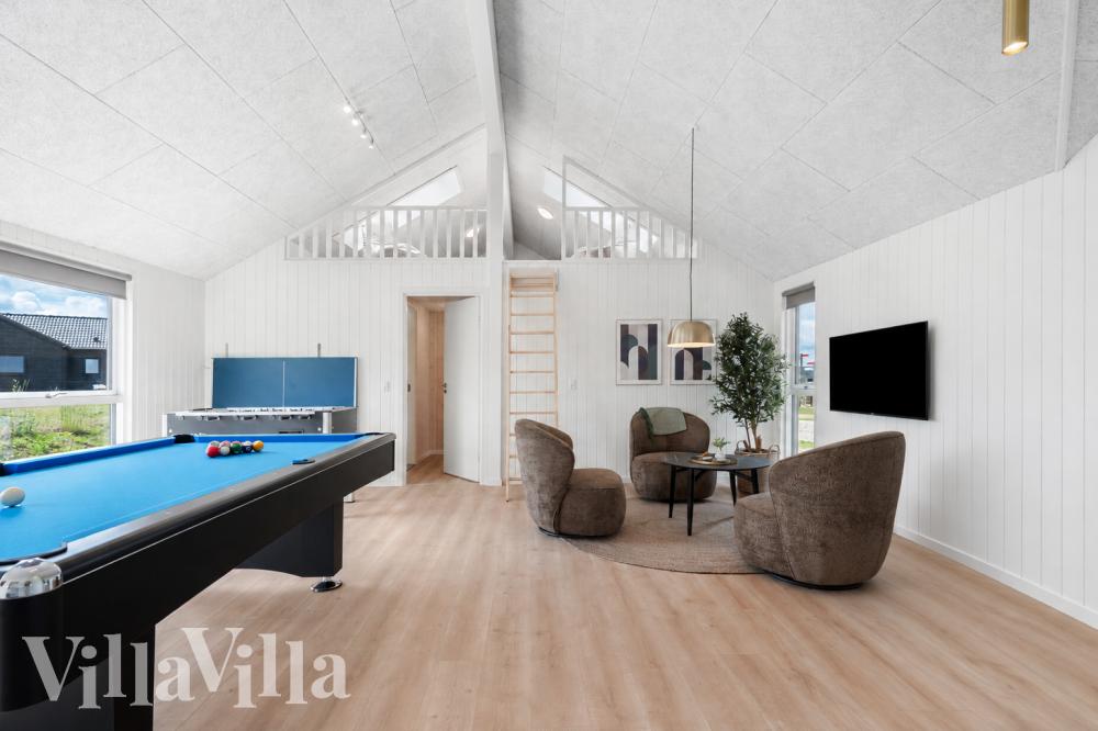 Das Luxusferienhaus 1007 für 16 Personen hat einen großen Aktivitätsraum mit u. a. Billard und Darts