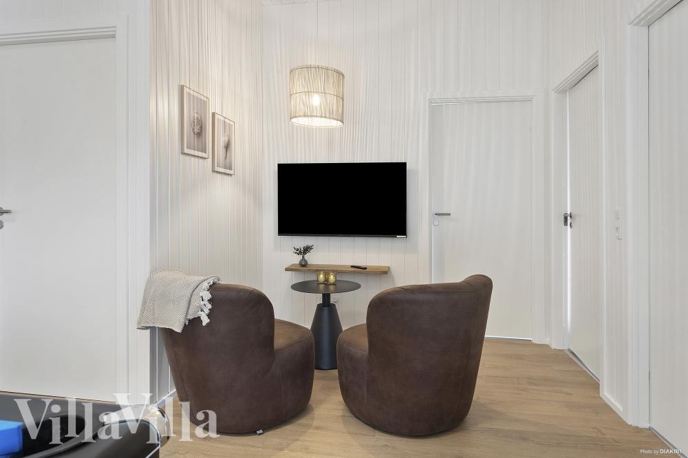 Das Luxusferienhaus 1019 für 12 Personen hat einen großen Aktivitätsraum mit u. a. Billard und Darts