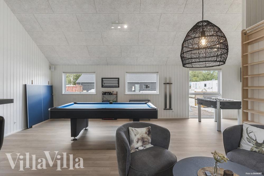 Aktivitätsraum im Luxusferienhaus Nr. 960 mit 7 Schlafzimmern und Platz für 18 Gäste.