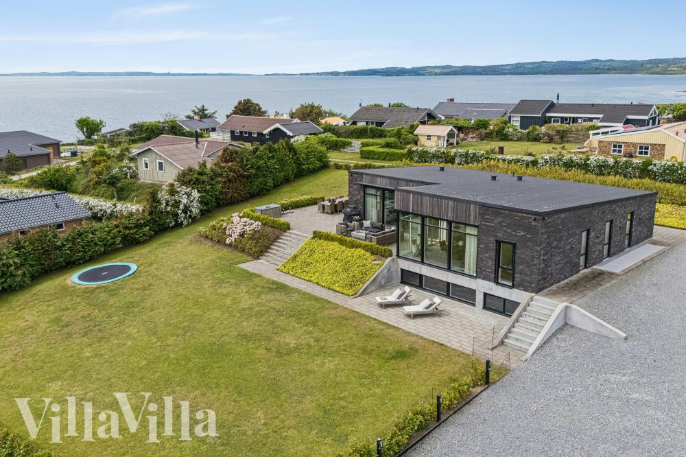 Dieses schöne Poolhaus Nr. 1022 mit Platz für 26 Personen liegt in Ostjütland