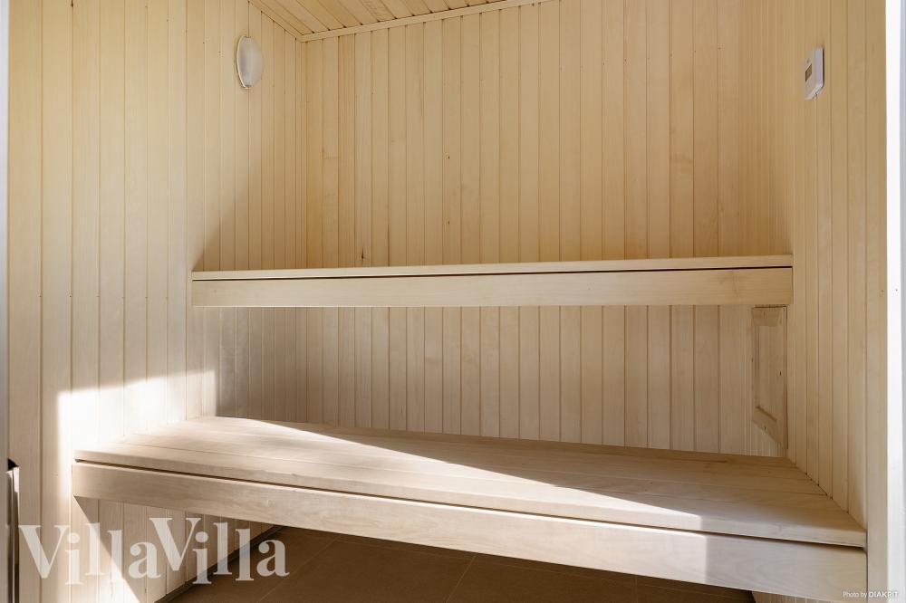 Genießen Sie die heiße Sauna im Luxusferienhaus Nr. 973 für 20 Personen