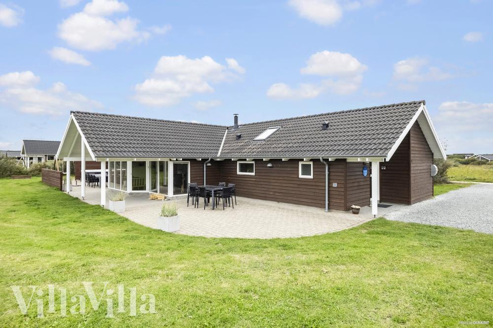 Dieses schöne Poolhaus Nr. 236 mit Platz für 14 Personen liegt in Nordjütland