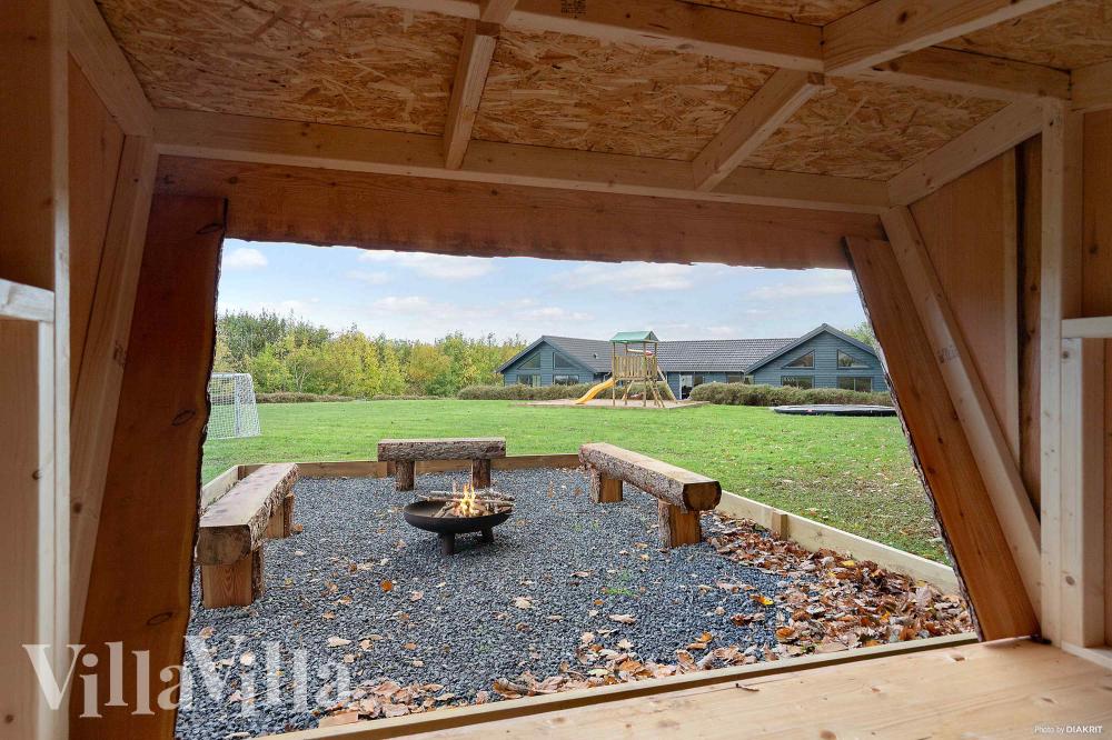 Neben den vielen schönen Stunden, die man im Poolbereich des Hauses verbringen kann, bietet das Luxusferienhaus 335 auch zahlreiche Freizeitangebote im Freien