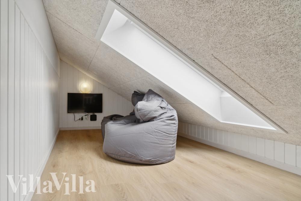 Einige der 14 Schlafgelegenheiten befinden sich im Luxusferienhaus Nr. 1026 auf dem ausgebauten Dachboden